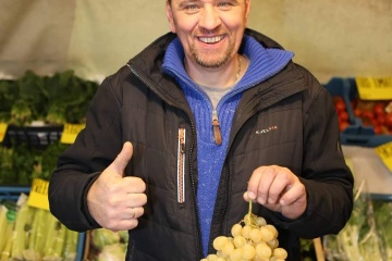 Roggen Groente en Fruit op de Warenmarkt in Emmen.